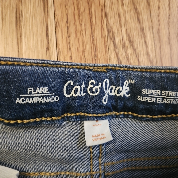Cat & Jack Blue Flare Jeans. Size 8. New - Picture 2 of 3